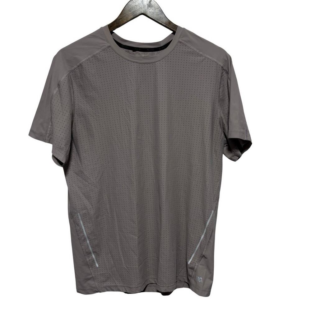 VRST Shirt Mens M Purple Performance Lightweight Breathable Stretch Gym Active